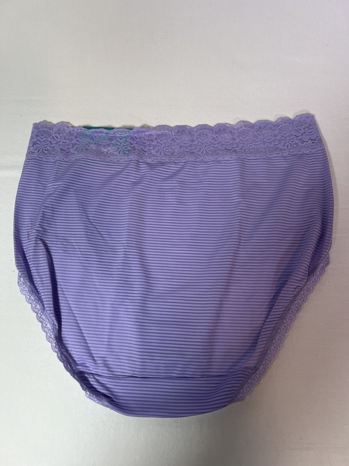 Silky Vanity Fair Flattering Lace 2XL/9 Amethyst Super Soft Panty NWT