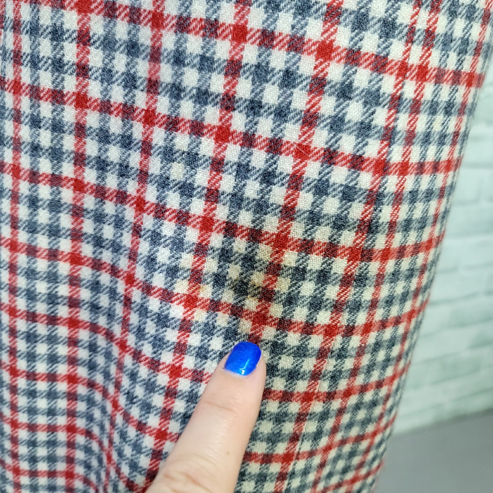 Vintage 70s Pendleton Womens S Red Ivory Blue Plaid Wool Aline Straight Skirt