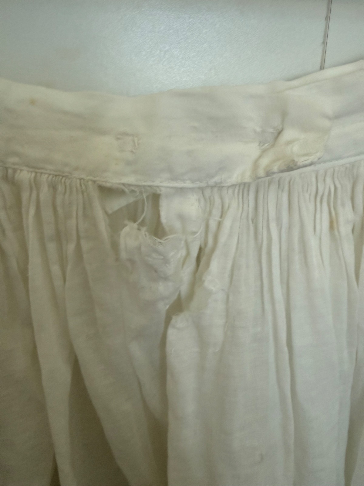 Antique Victorian White Eyelet Embroidered Cotton Petticoat Skirt 41&Prime; Long