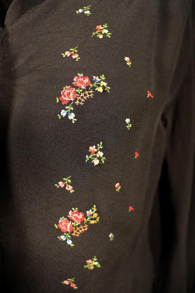 Vintage French 1940&rsquo;s Black Rayon Crepe Floral Embroidered Blouse Size Medium