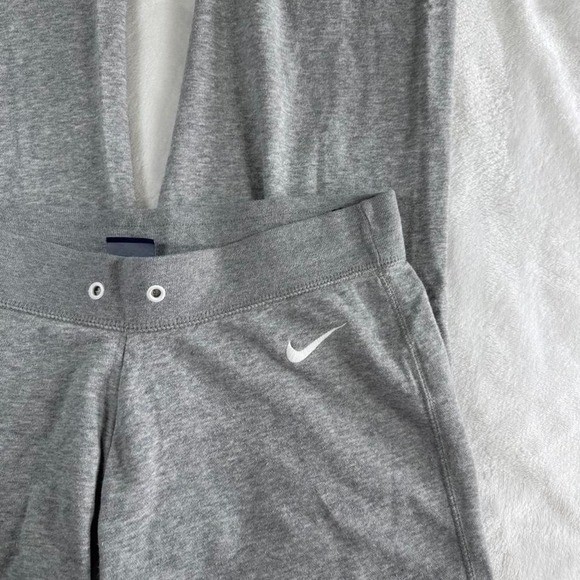 Nike light heather gray flare sweatpants Y2K vintage athletic