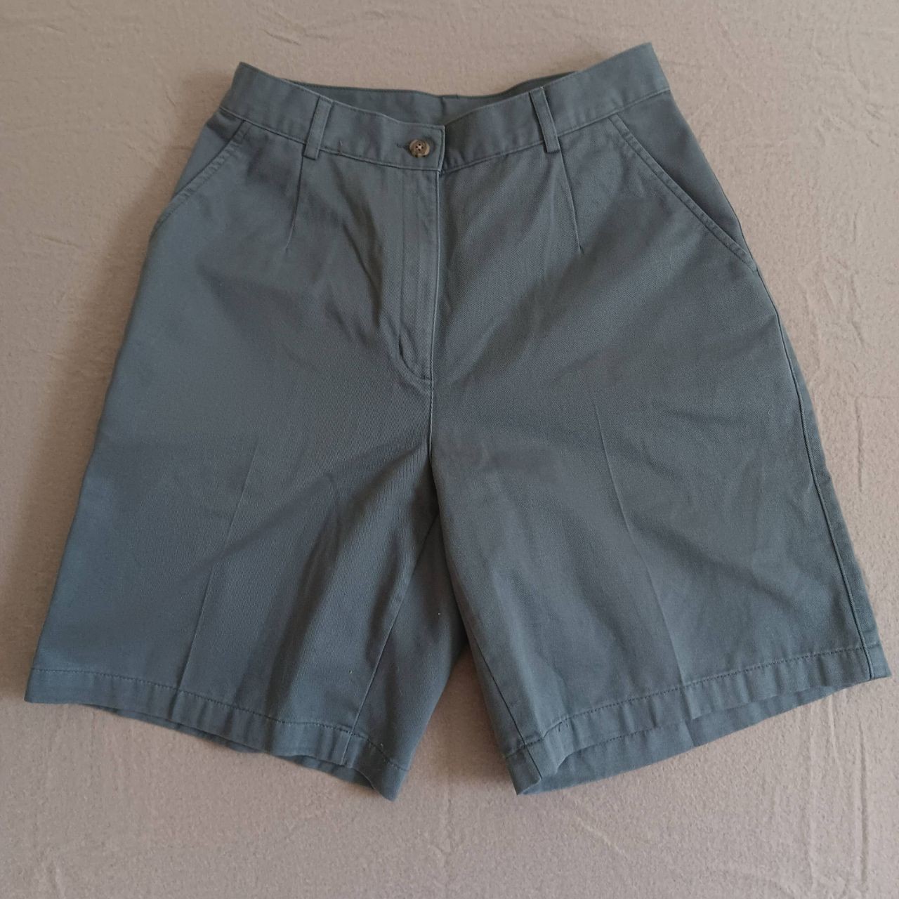 LLBean Womens 8 Vintage Bayside Shorts Blue Green Pleated Vintage Coastal