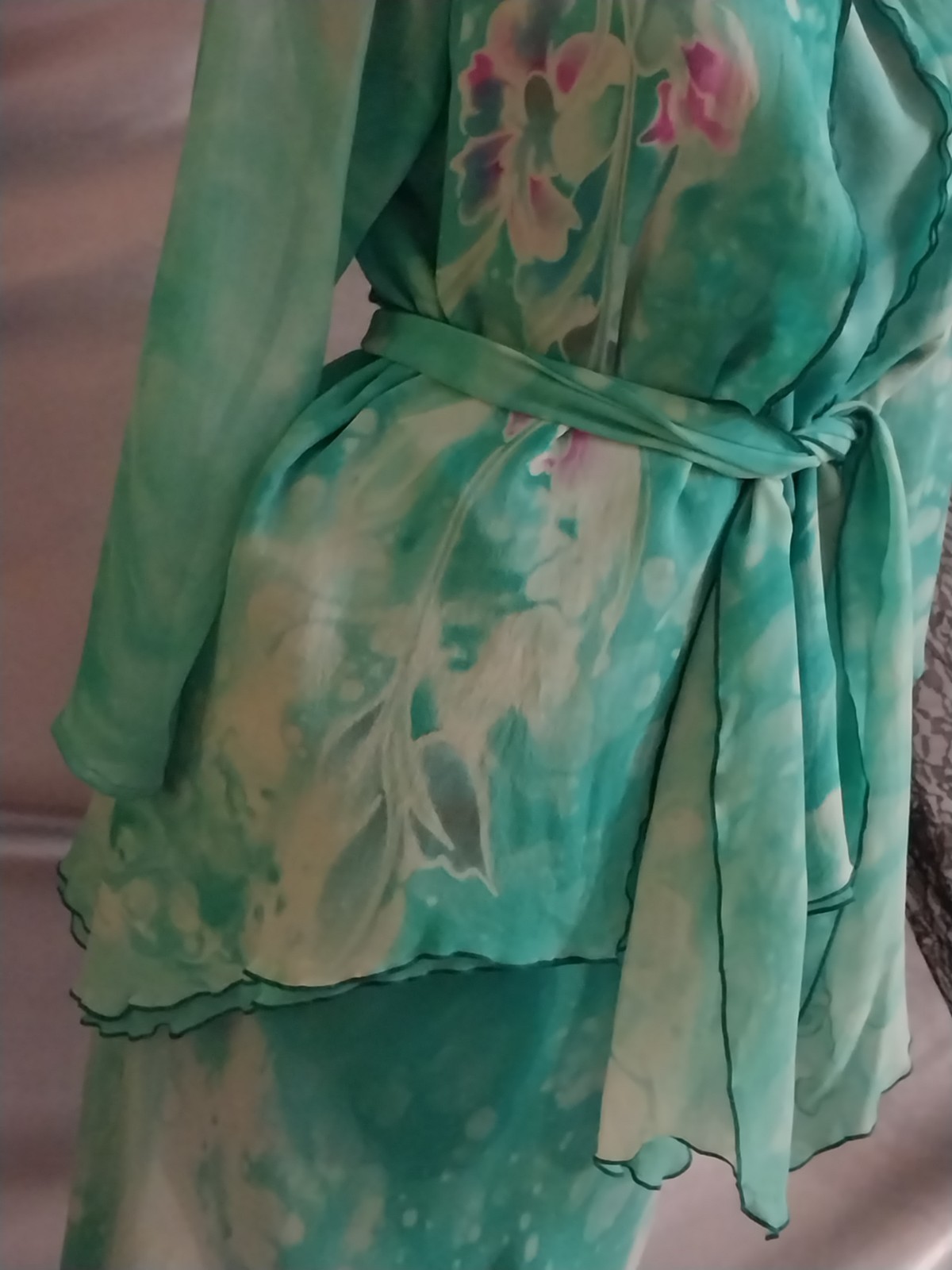 VTG SILK YOLANDA LORENTE HAND PAINTED FLORAL seafoam LAYERS SKIRT BLOUSE L 44