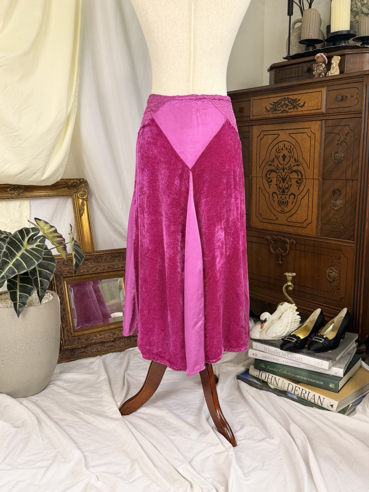 SUPER RARE Vintage Michka Marjak Fuchsia Midi Skirt – Made in Italy 1975 – 1979