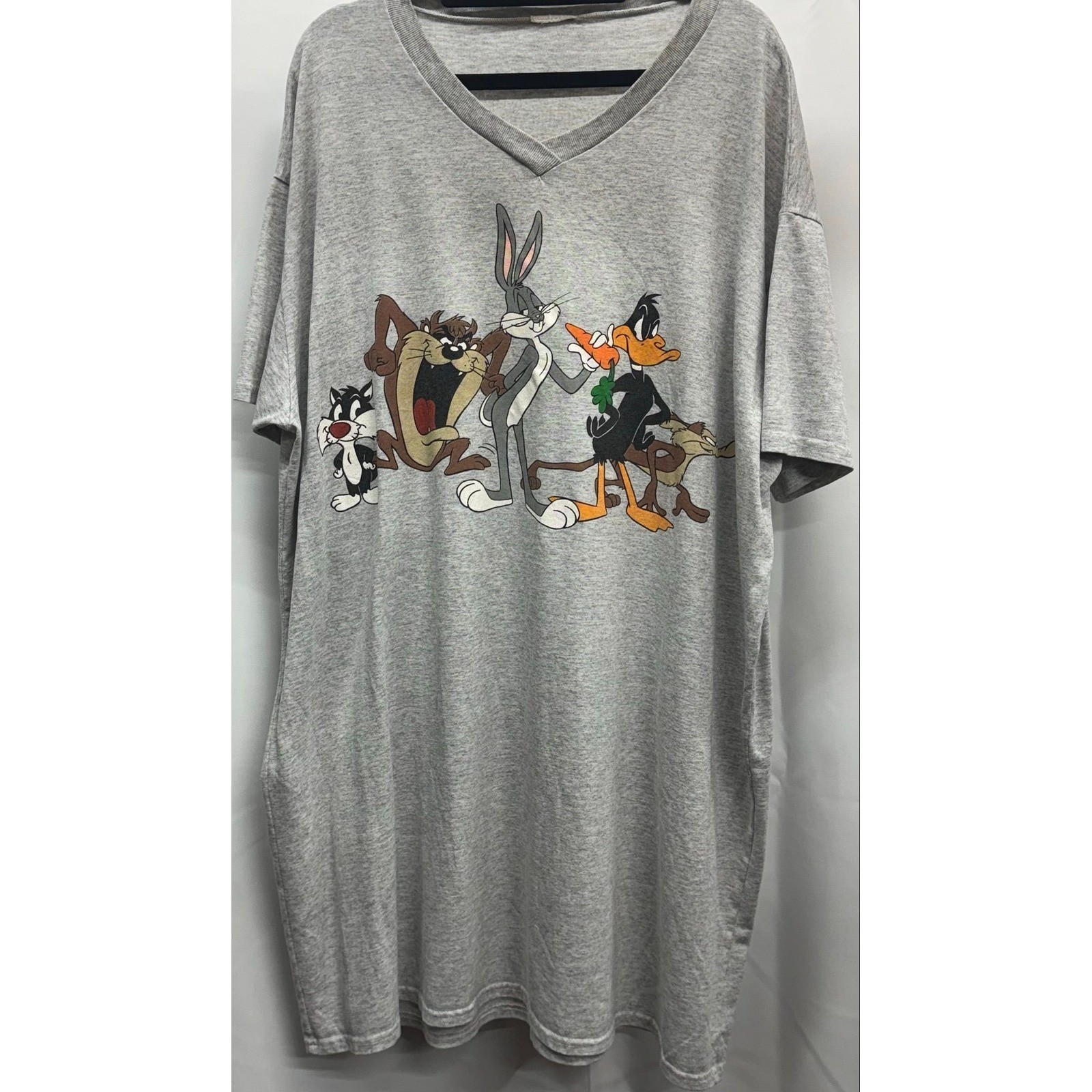 VTG 90&rsquo;s Looney Tunes T-Shirt Nightgown *no tags see measurements in description