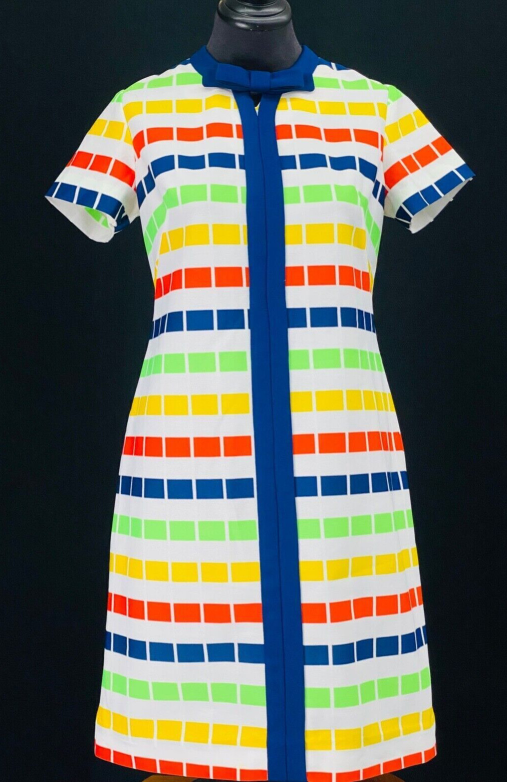 Vintage 1970s colorful striped dress, short sleeve white mod rainbow shift M L