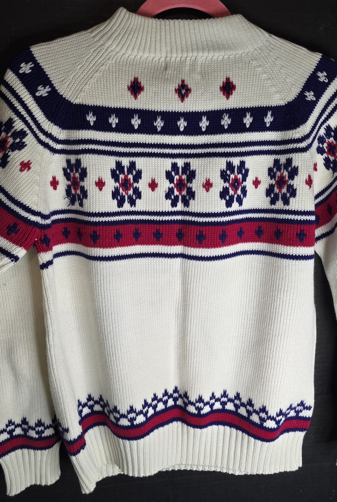Vintage J. C. Penney Acrylic Snowflake Sweater Size Medium 70&rsquo;s-80&rsquo;s