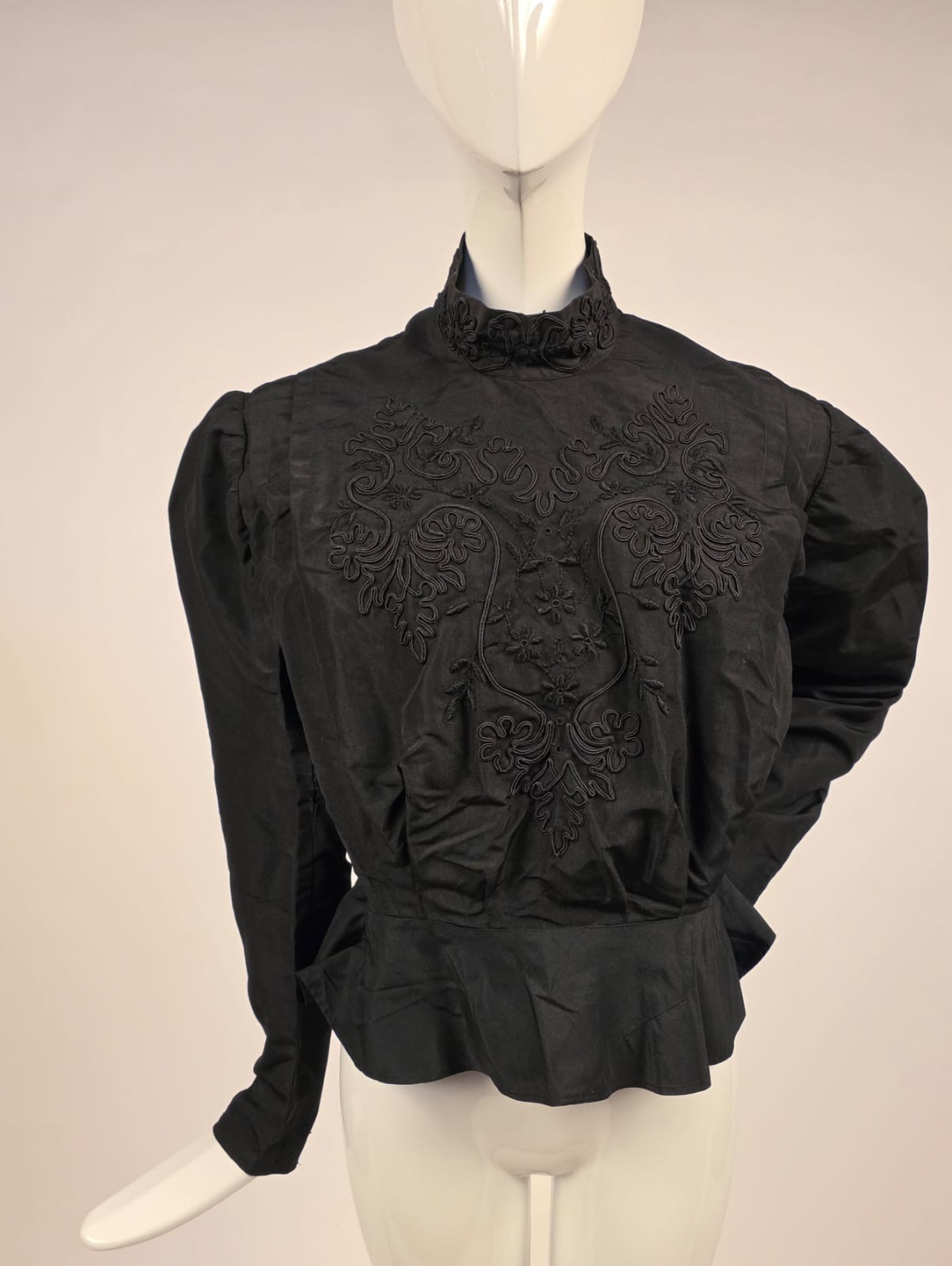 GOTHIC EDWARDIAN BLACK SILK BLOUSE W HIGH COLLAR + RICH HAND EMBROIDERY