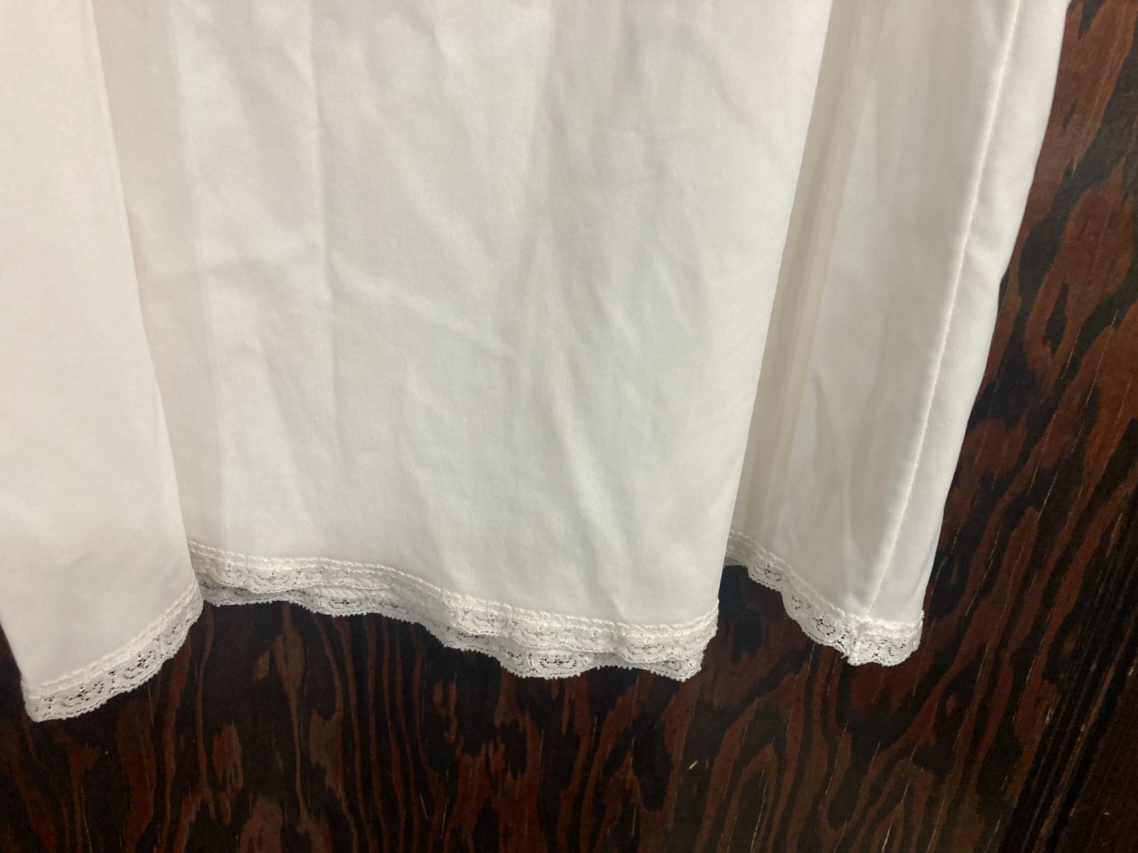 Vintage Half Slip off white Shadowline size Medium nylon Everyday