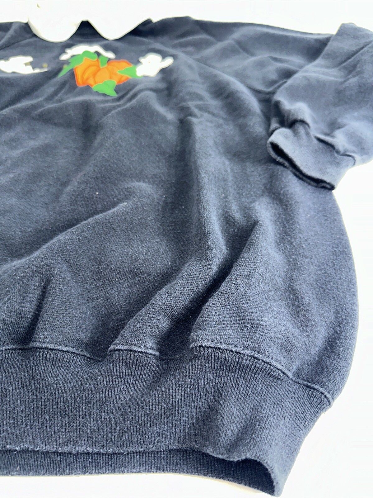 Black Collared Halloween Sweatshirt Pumpkin Ghost Hanes Size XL 46-48 Unisex