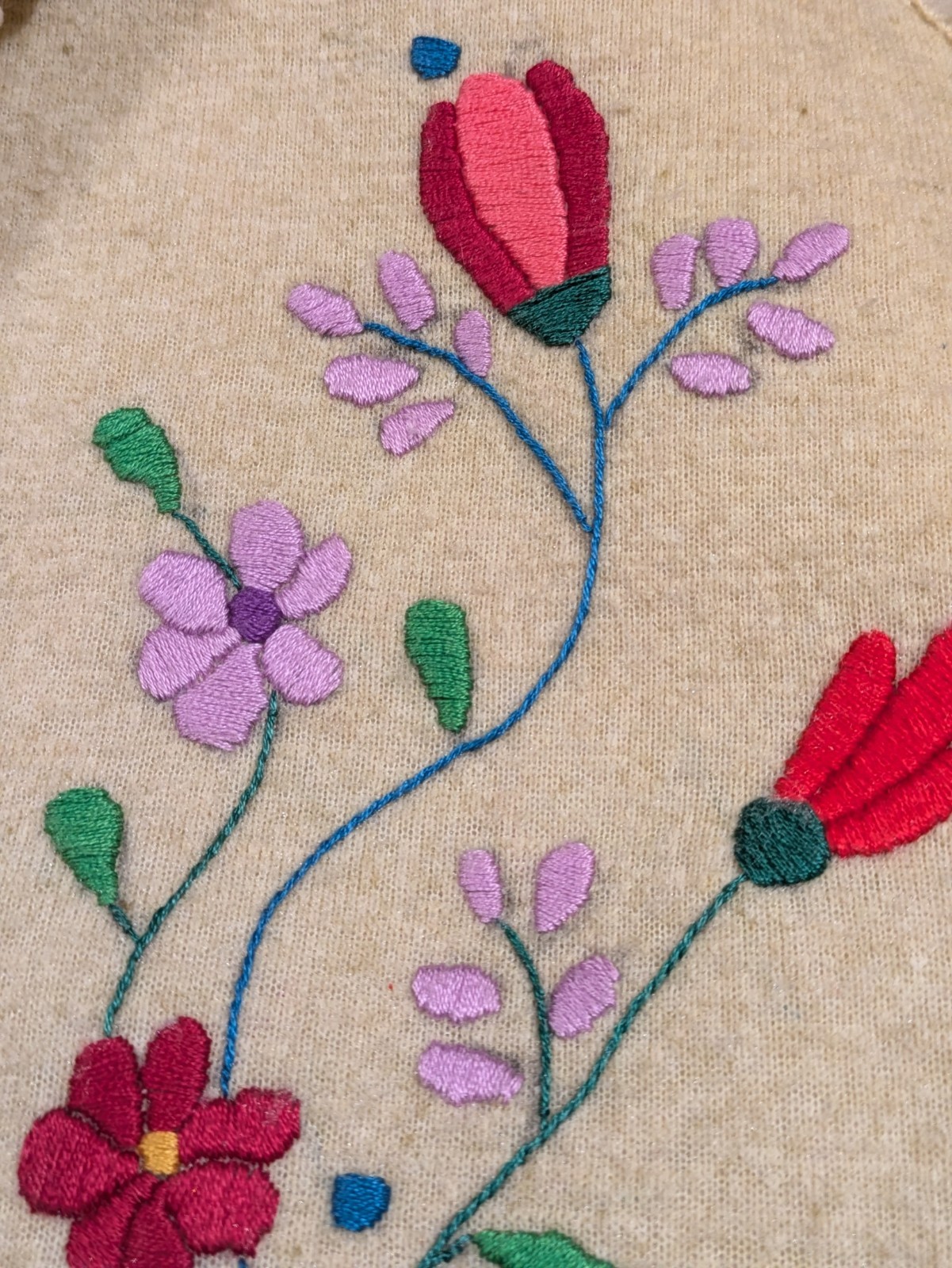 Vintage Wool Embroidered Shearling Vest Boho Folk Hippie Floral Sherpa Lined S/M