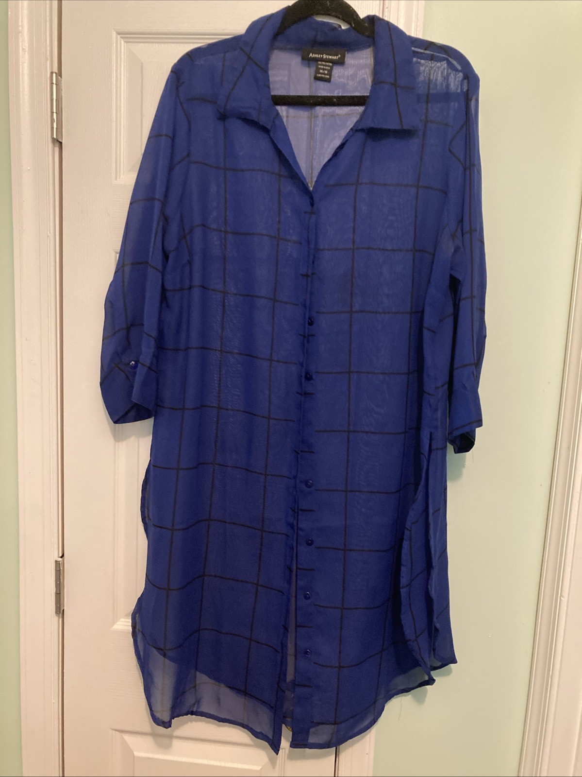 Ashley Stewart Blue/Black Top Side Splits Size 14/16 Sleeves 3/4” Button Closure