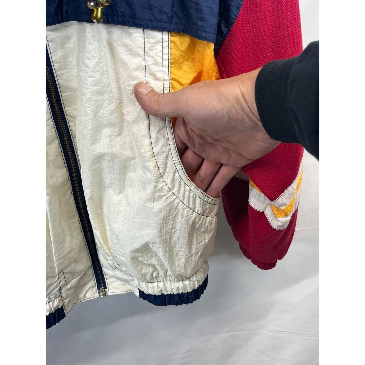 Vintage Petite Sophisticate Multicolor Womens Golf Crest Hooded Windbreaker P/P
