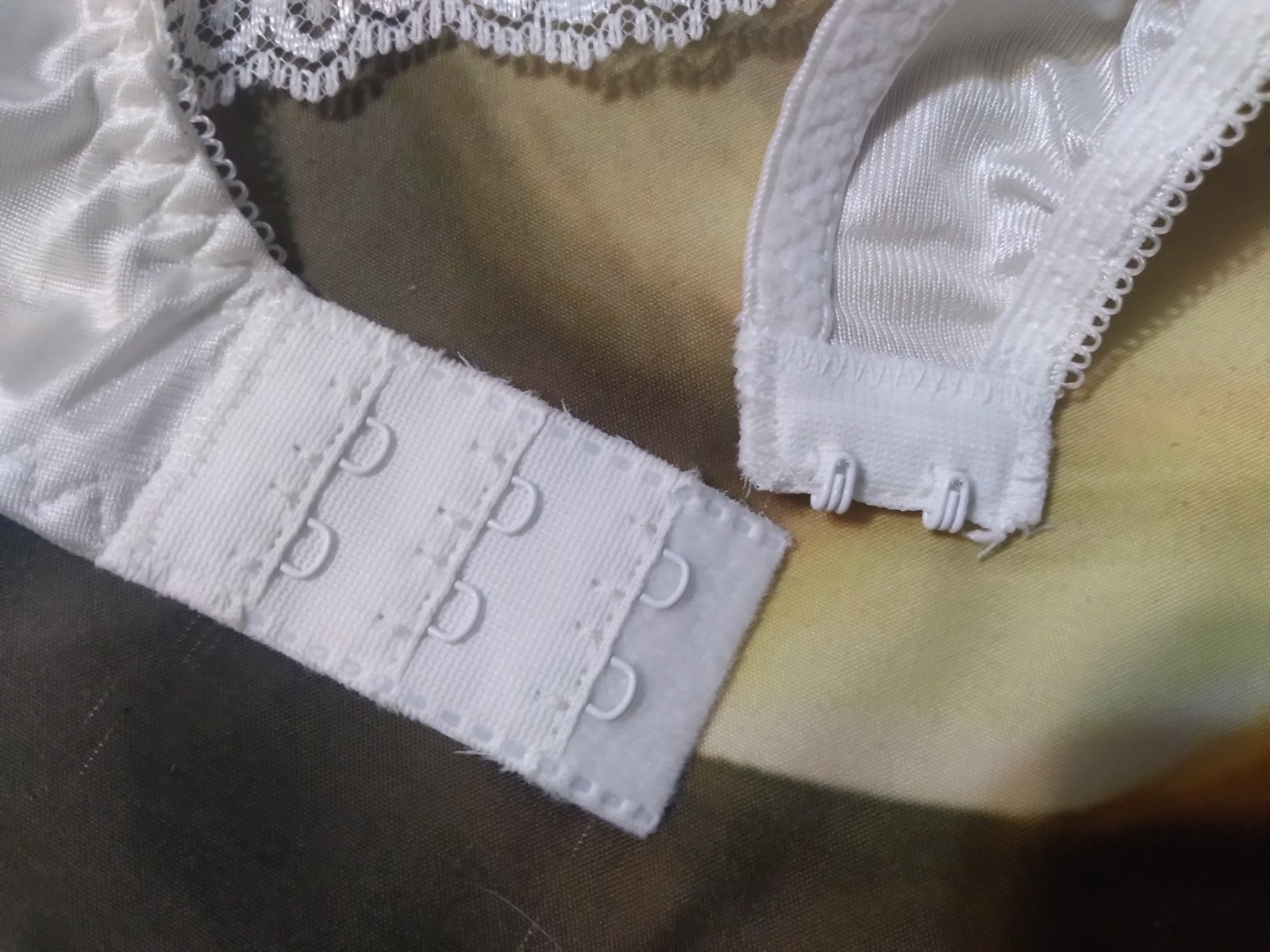 Vintage Jaclyn Smith Bra 34B White Soft Cup Lace Bow Nylon Blend Sissy NwT 80s