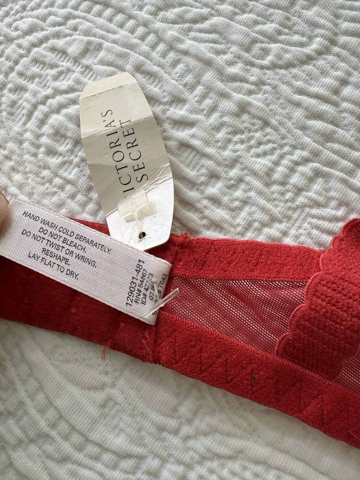 NWT NOS Vtg 2001 Victorias Secret 34D Angels Embroidered Balconet Bra CHRISTMAS