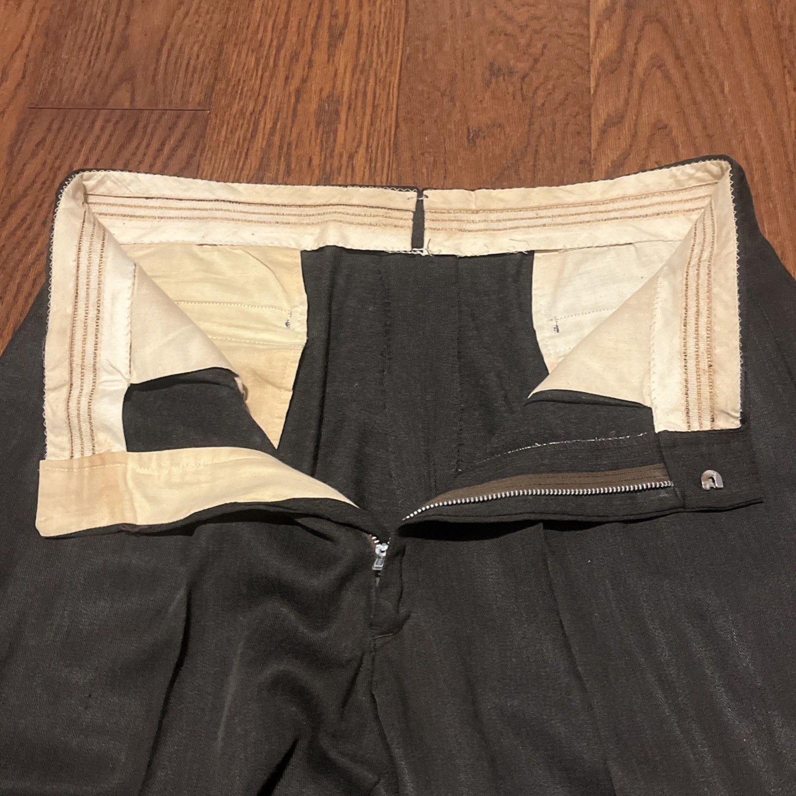 Vintage 32×28 1940s 1950s Hollywood Waist Pleated Pants Cuffed Drop Loop