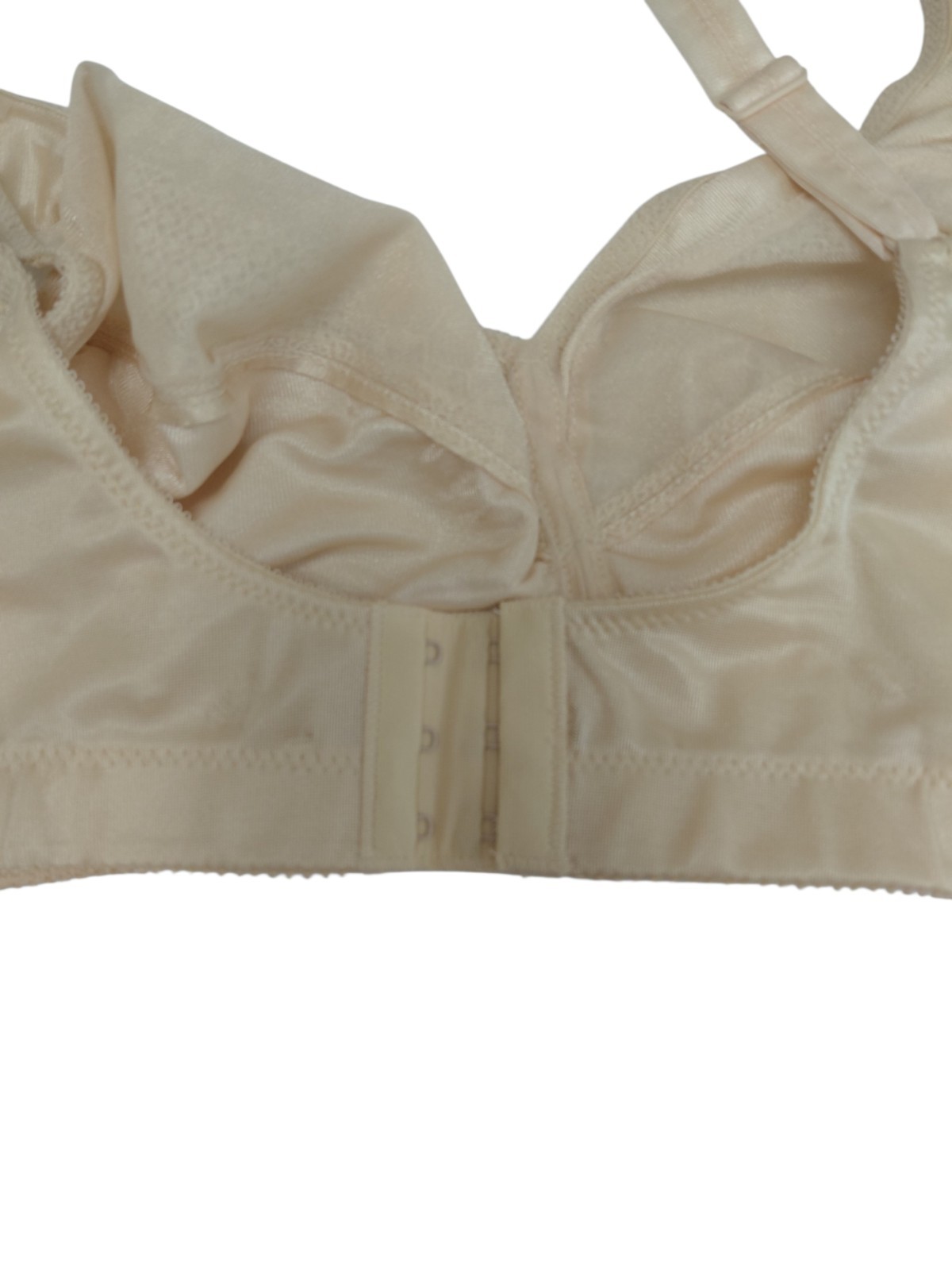 Vintage Exquisite Form Fully Bra Size 44C