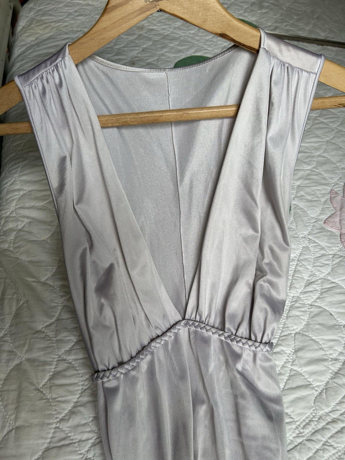 Vintage 70s Vanity Fair Goddess Nylon Empire Maxi Lingerie Gown 36 Lilac Gray