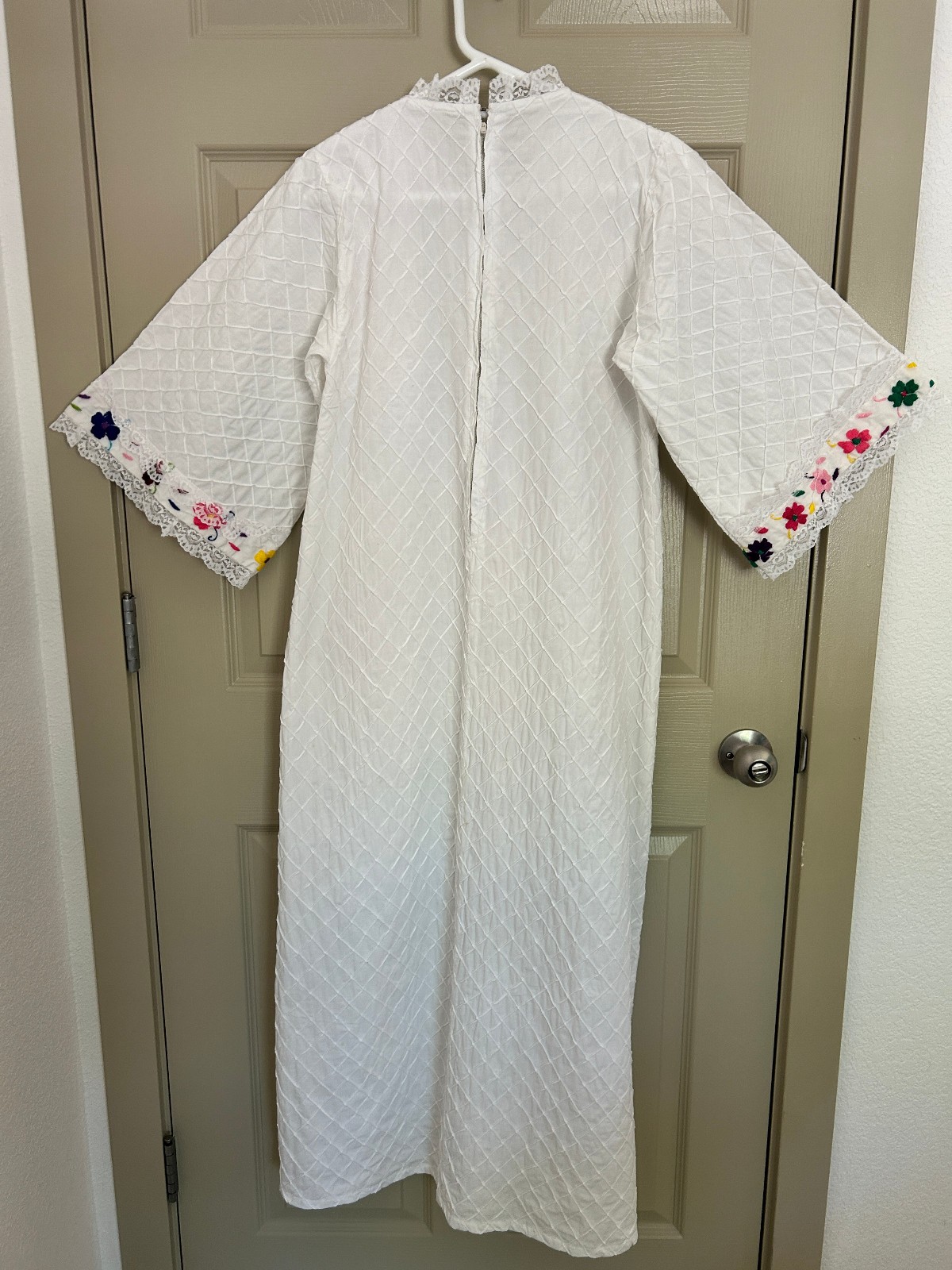 Authentic Vintage 1970s Mexican Hand Made Wedding Dress Small