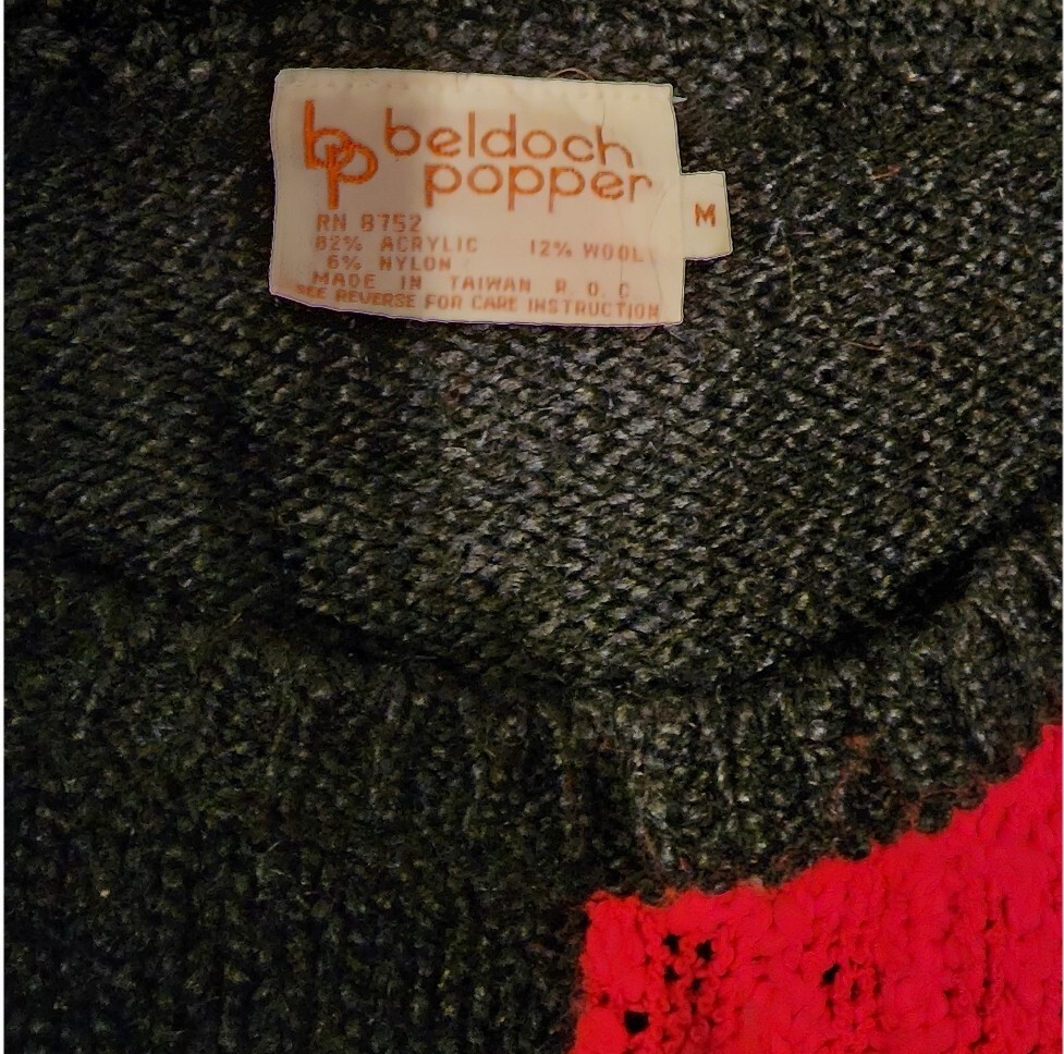 Vintage Beldoch Popper Red & Black Art Deco Soft Cozy 80&rsquo;s Sweater Size Medium
