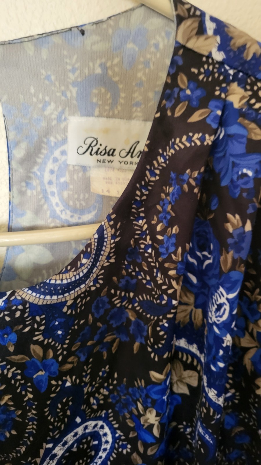 Vintage Risa Ann NY Blue Paisley Pleated Party Dress 14.5 Key Hole Back 80s 90s