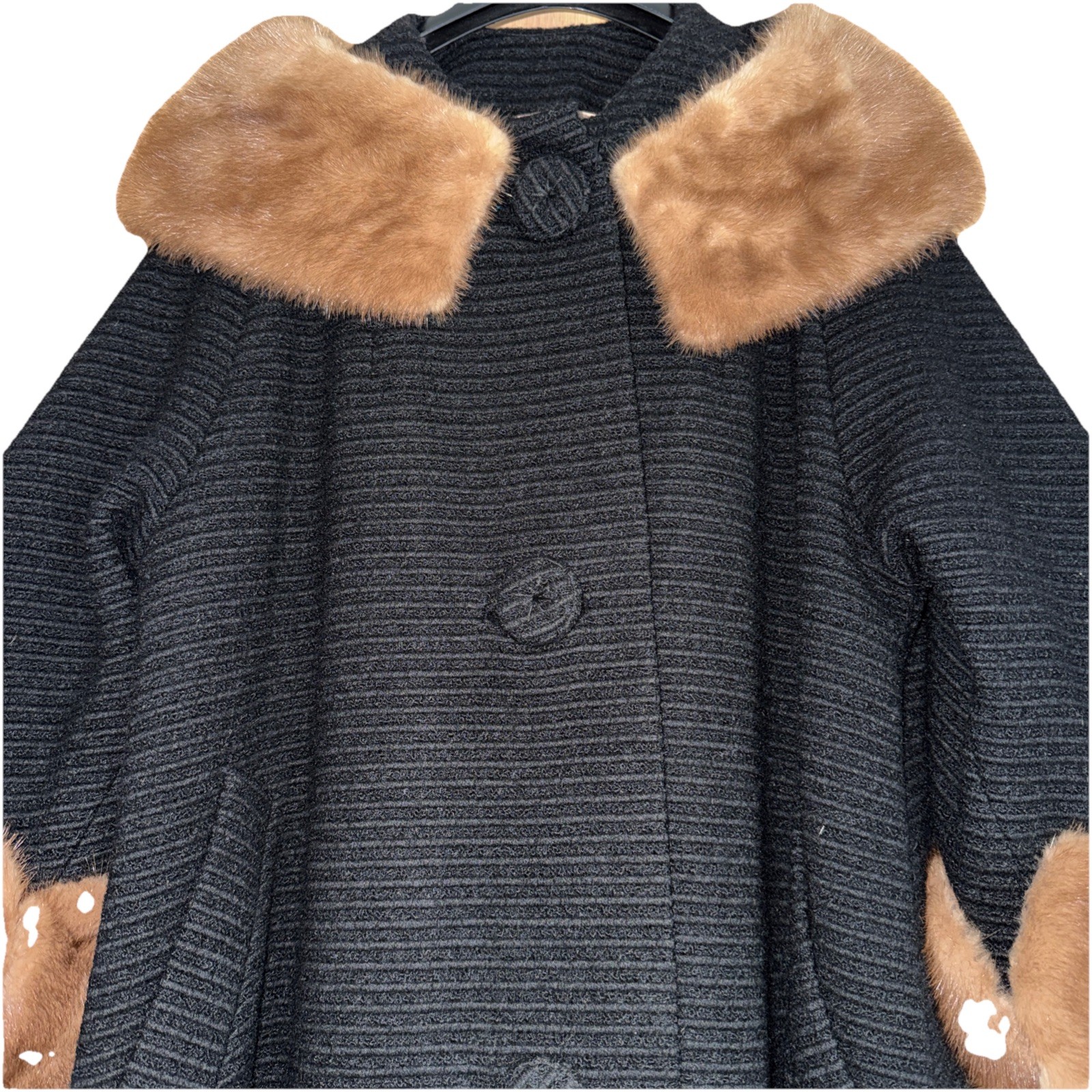 Robert’s Glam Hand Tailored 50&rsquo;s Wool Coat with Fur Collar & Cuffs Women’s Large