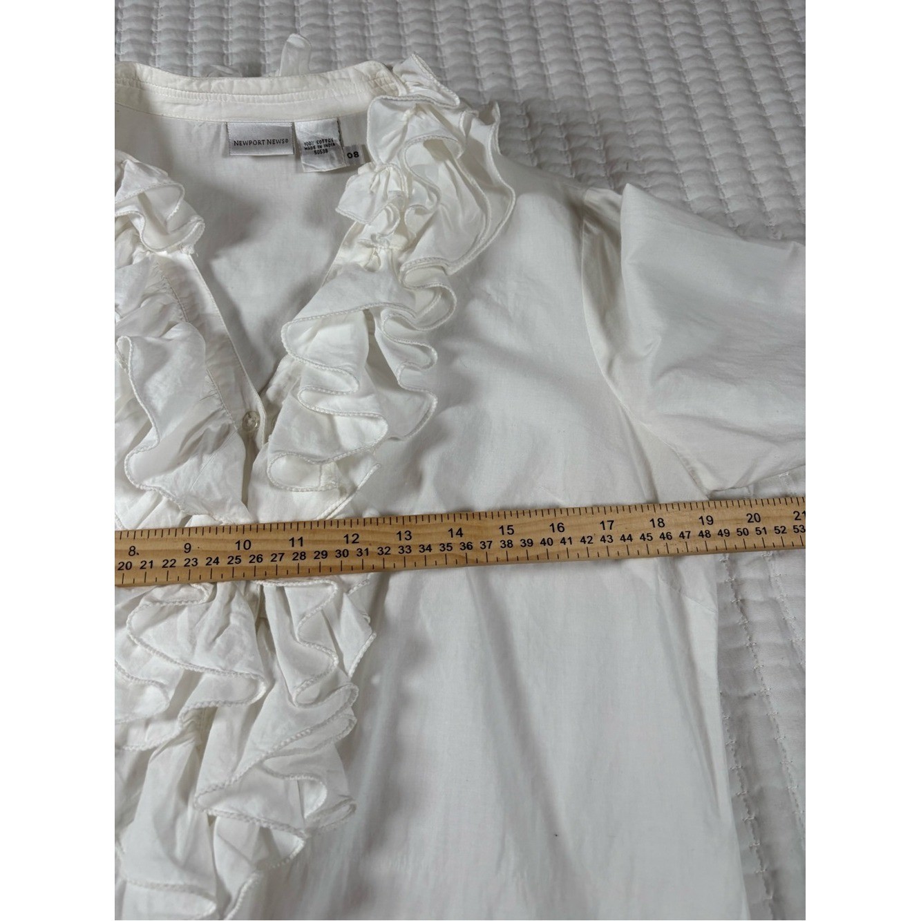 Newport News White Ruffle Button Front Blouse Womens 8 Cotton Victorian Romantic
