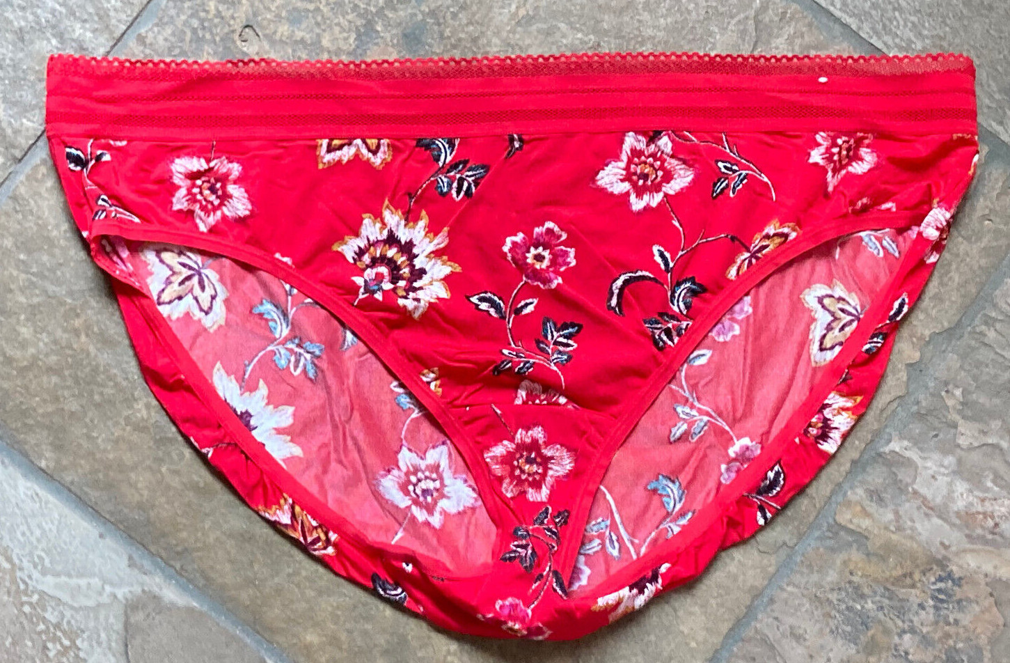 722 CACIQUE 22/24 Silky Smooth Red Floral Hipster Panty #4855