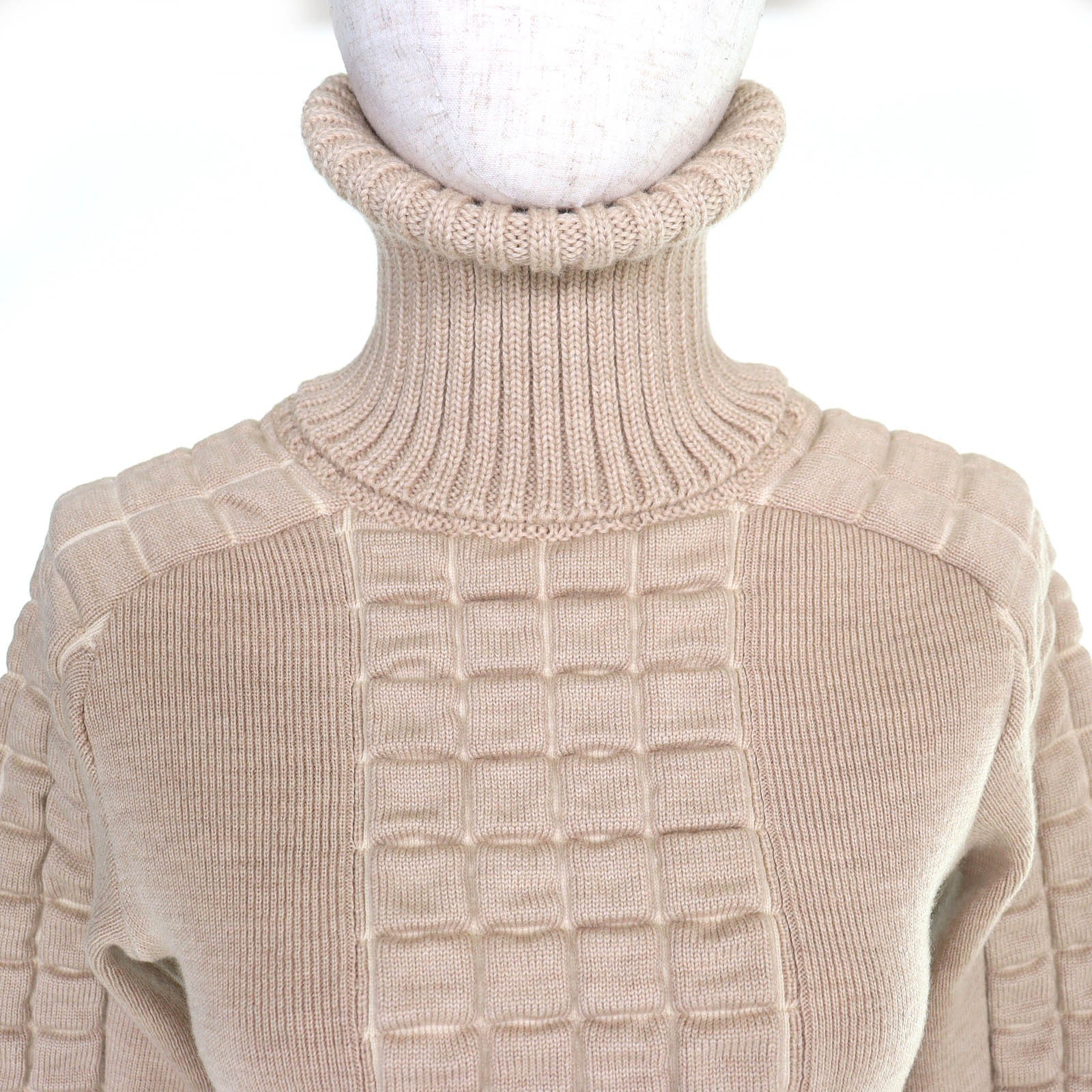 Chanel COCO Mark Wool Knit Top – DUTY FREE
