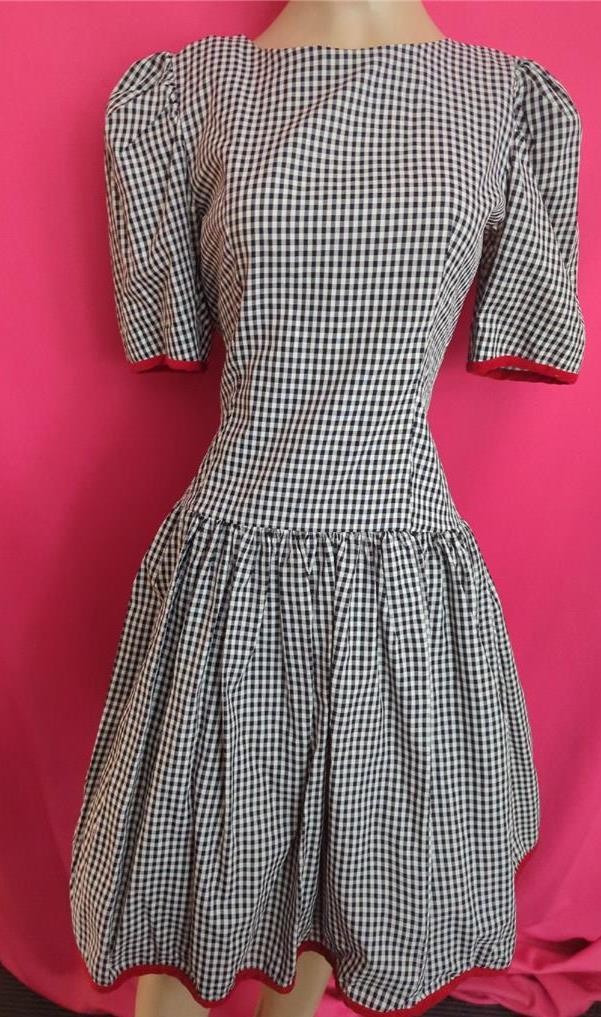 1950&rsquo;s-80&rsquo;s VTG. BLACK & WHITE GINGHAM, RED BOWS, MISTY LANE DRESS 38&Prime; BUST-USA