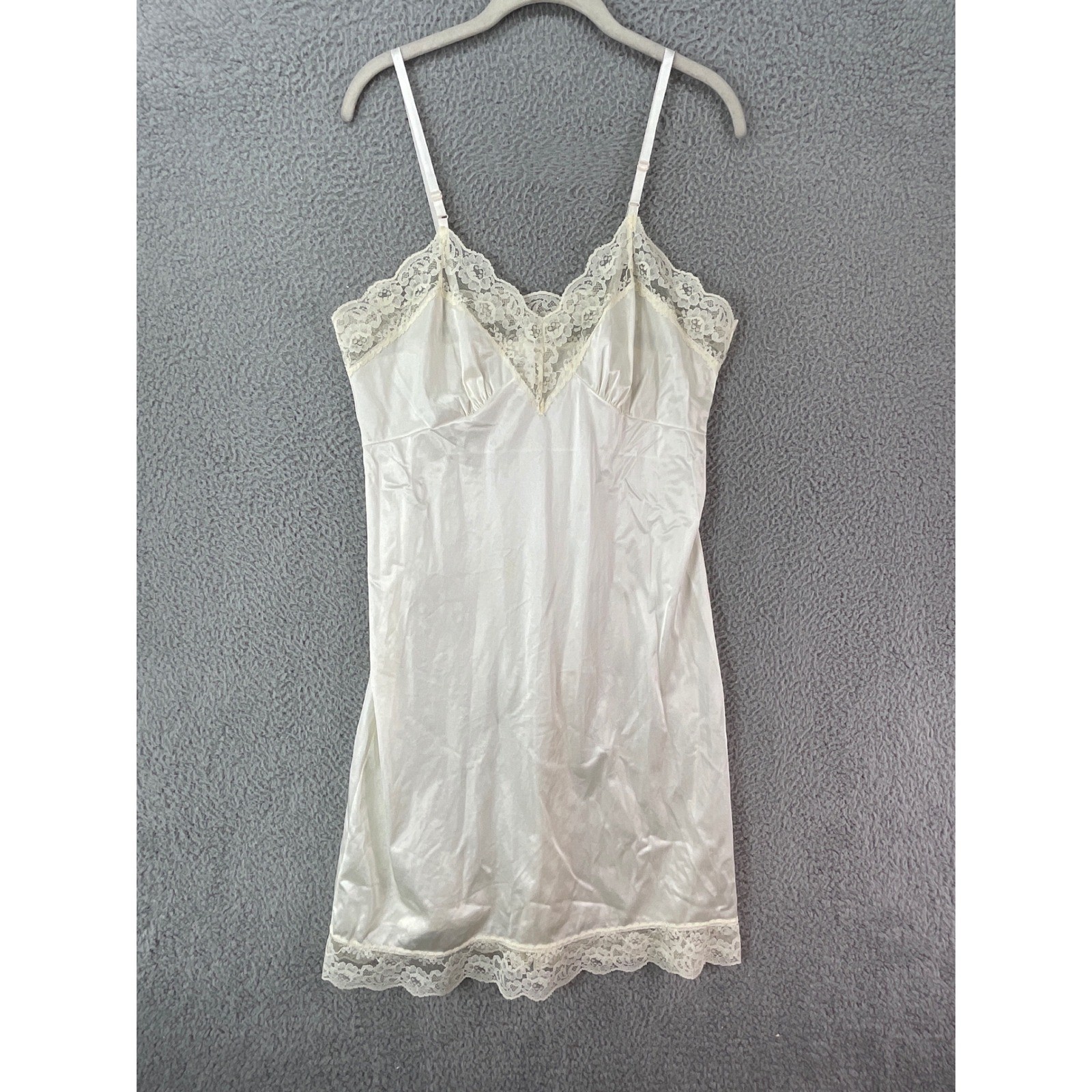 Wondermaid Full Slip Women 38 Ivory Lace Trim Antron III Nylon Vintage USA