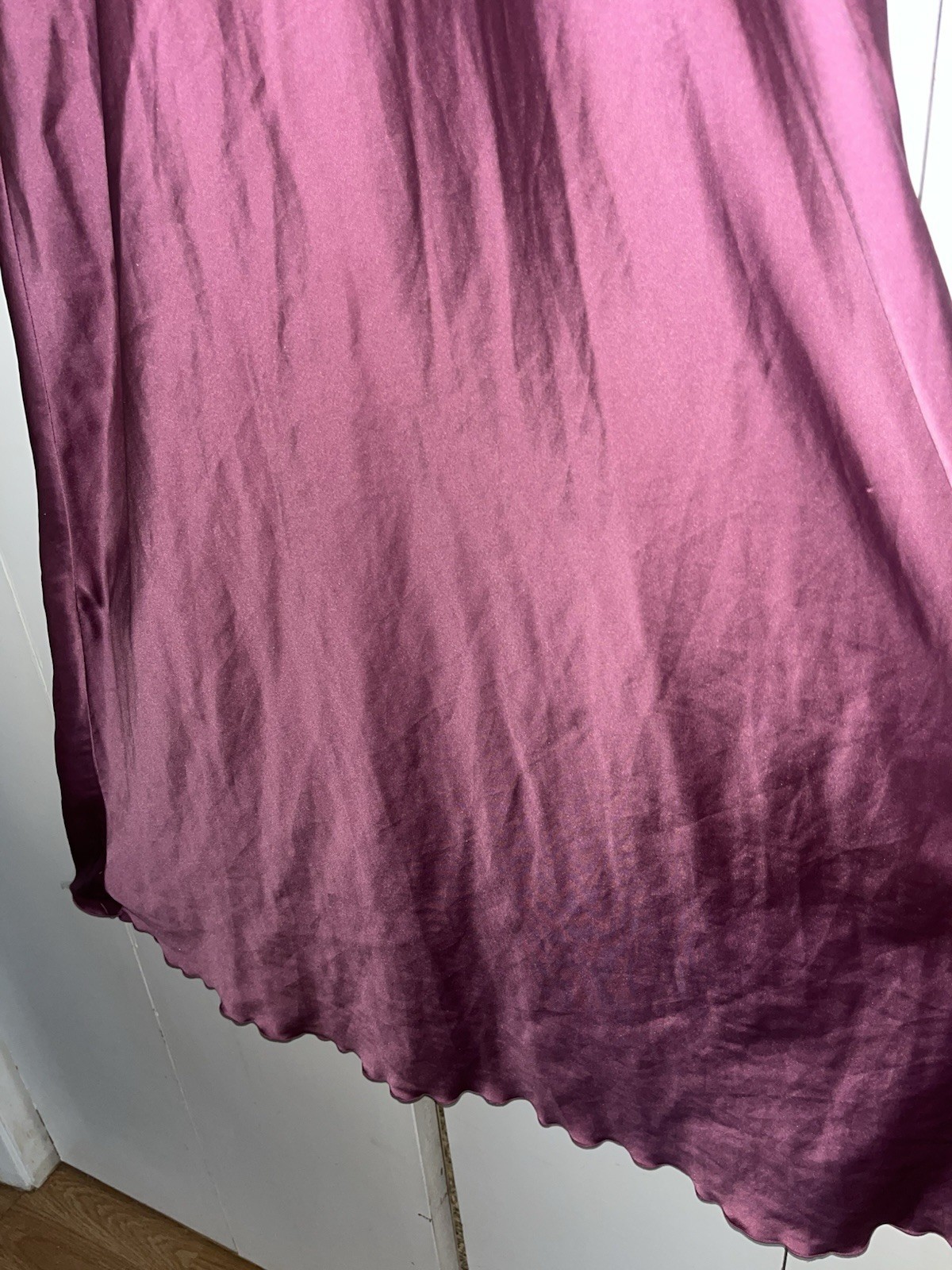 Vtg Miss Elaine Purple Satin Maxi Nightgown Large V Neck Flutter Sleeves