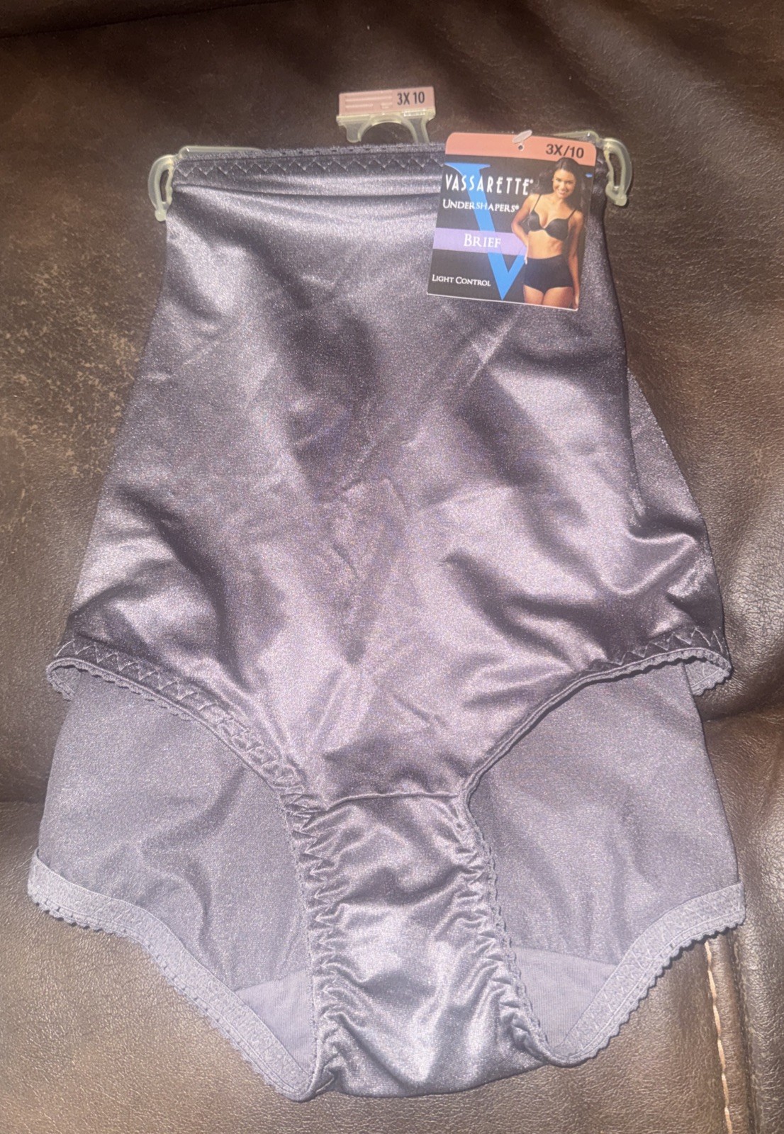 3X/10 Vassarette Undershapers Light Control Panties Second Skin Satin NWT Steele