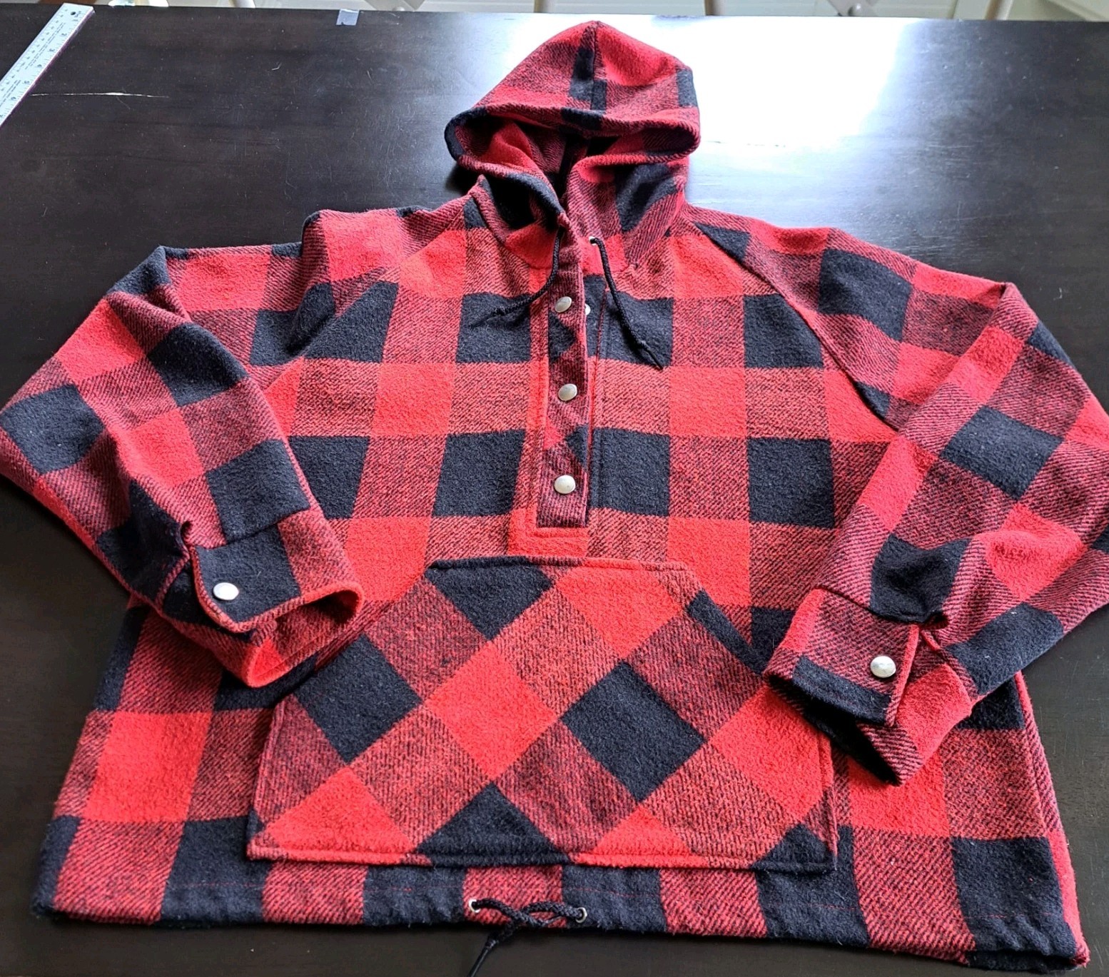 Vgt Montgomery Ward Wool Hoodie Pullover Women’s L Red and Black Buffallo Plaid