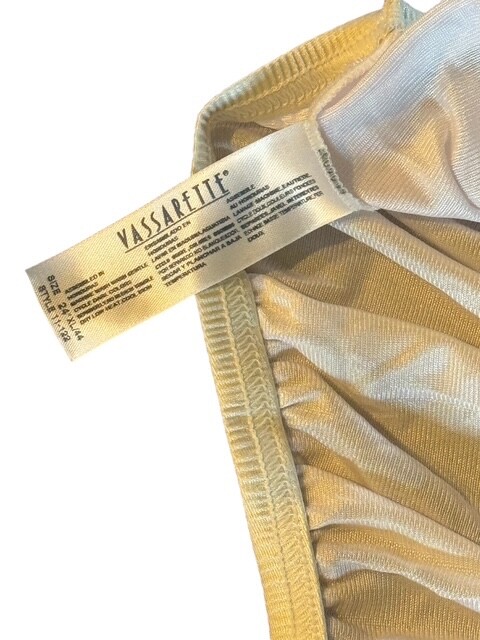 Vassqrette Half Slip White 100% Nylon Size 24&Prime;XL/44 VTG 1990&rsquo;s