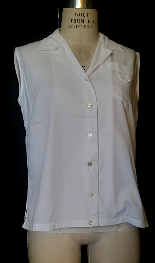 Vtg 1960s MCM Women&rsquo;s Button Front SLEEVELESS TOP by « SHIP N SHORE » WHITE sz 34