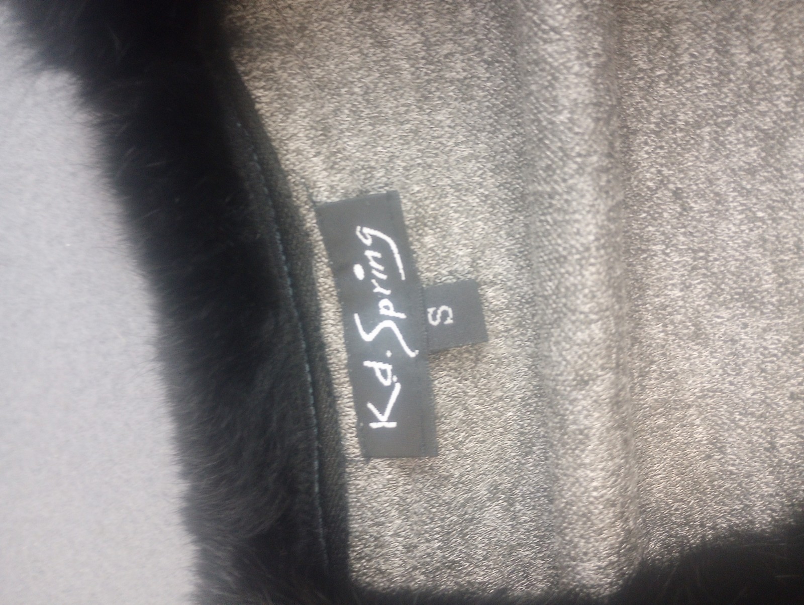 K.D. Spring Womens Zip Sweater Vest Sz Small beige Rabbit Fur Collar Raven Y2K