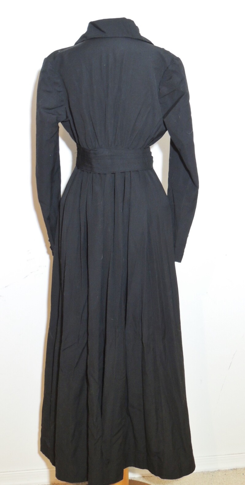 Edwardian / Titanic Era Black Fine Wool Dress Sm