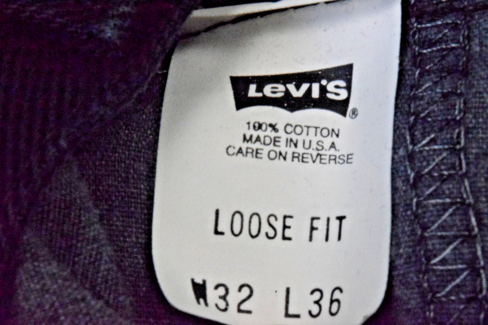 Vintage Levis Silver Tab Jeans Size W32 L34 2001 Black Loose Fit Made USA