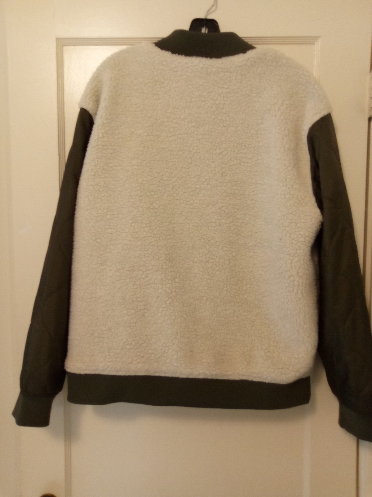 Cream & Olive Colored Bomber Jacket Men&rsquo;s Or Women&rsquo;s Size Large
