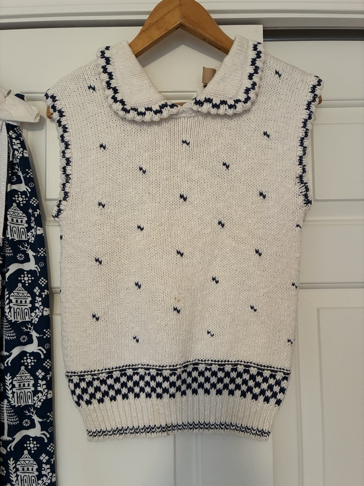 Vintage Two Piece Cullinane Pleated Skirt and Knitted Top – Blue and White – M