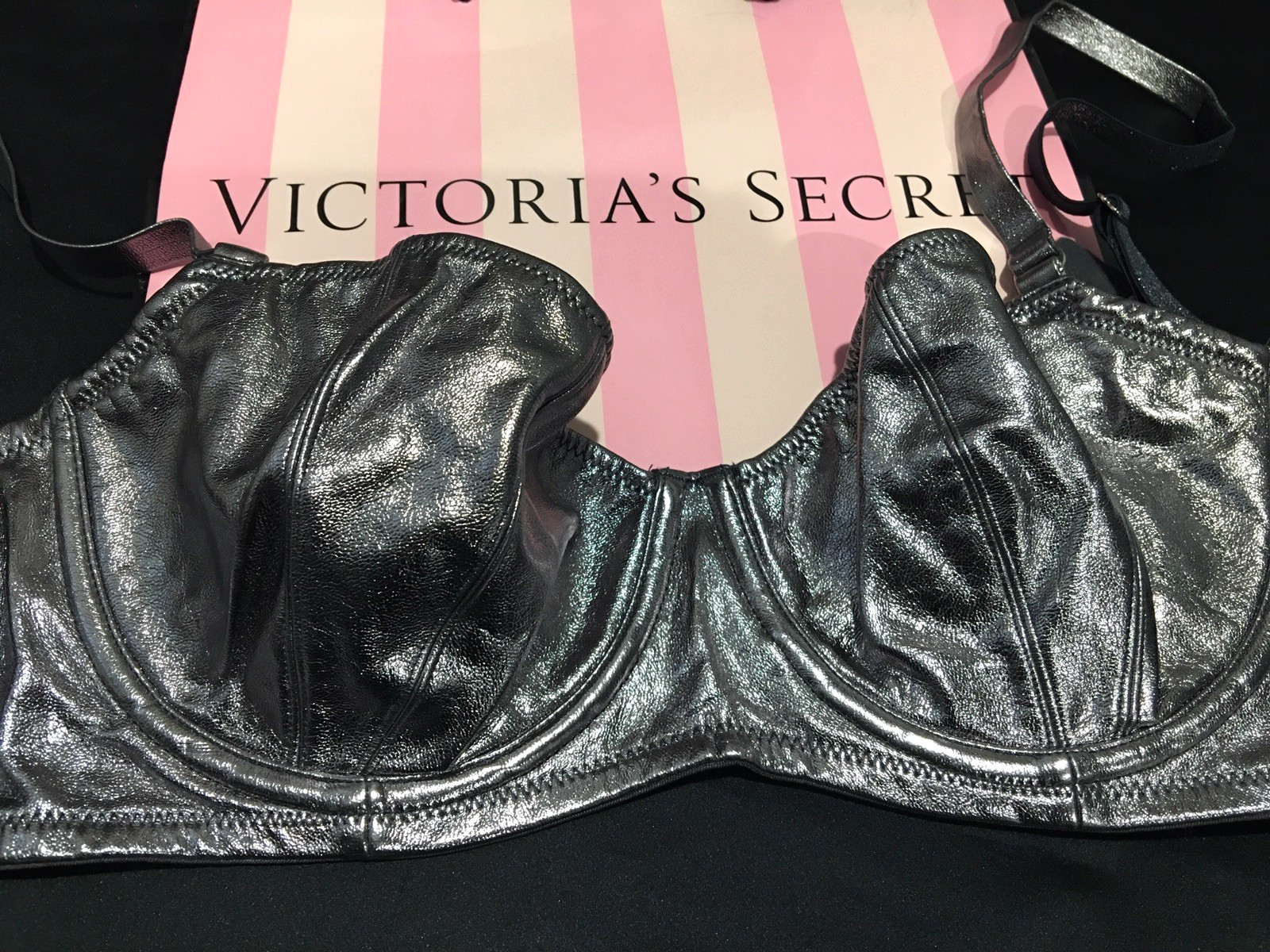Vtg Victoria&rsquo;s Secret Silver Faux Leather Bullet Bra 34 D