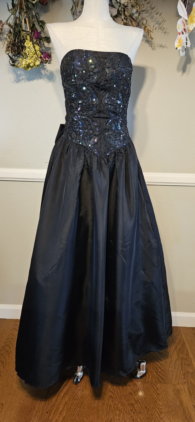 Vintage 1980s Black Gunnesax Strapless Prom Dress With Sequined Bodice Mkd Sz 9