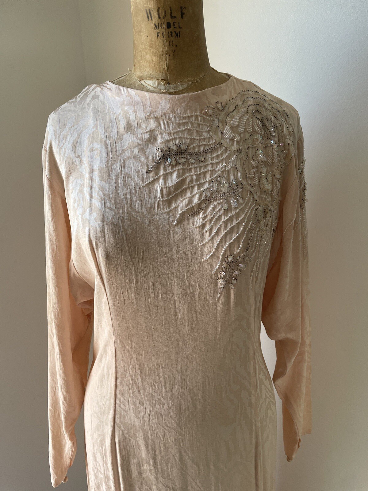 Vintage ‘80s Peach Jacquard Silk Cocktail Dress Sequin Party Dress M