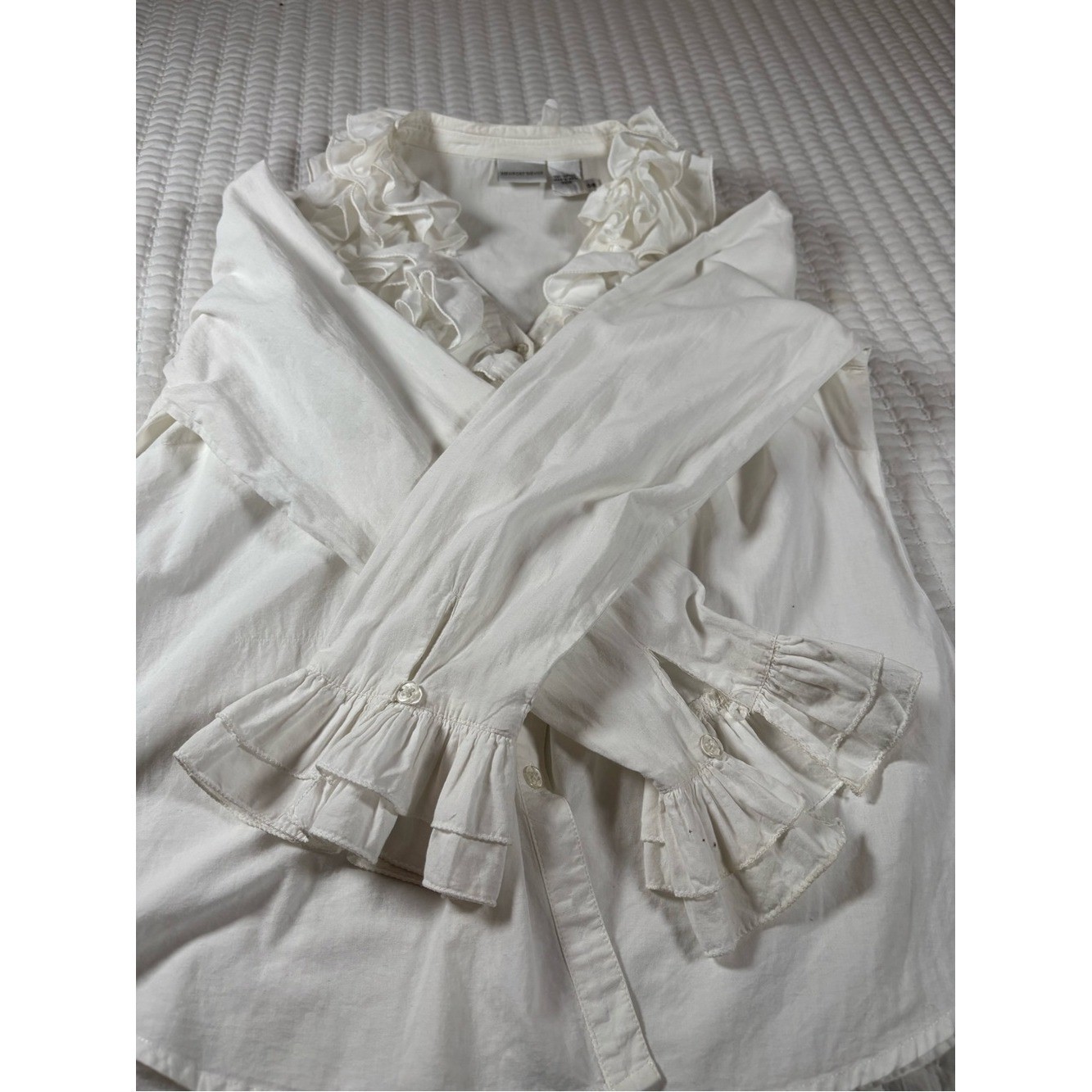 Newport News White Ruffle Button Front Blouse Womens 8 Cotton Victorian Romantic