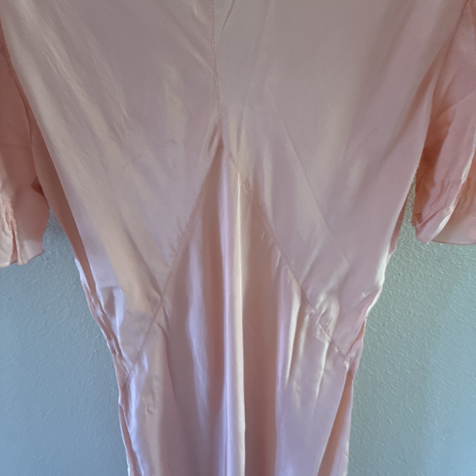 Vintage 1940&rsquo;s Italian 100% Silk Handmade Peach/Pink/Coral Nightgown Never Worn