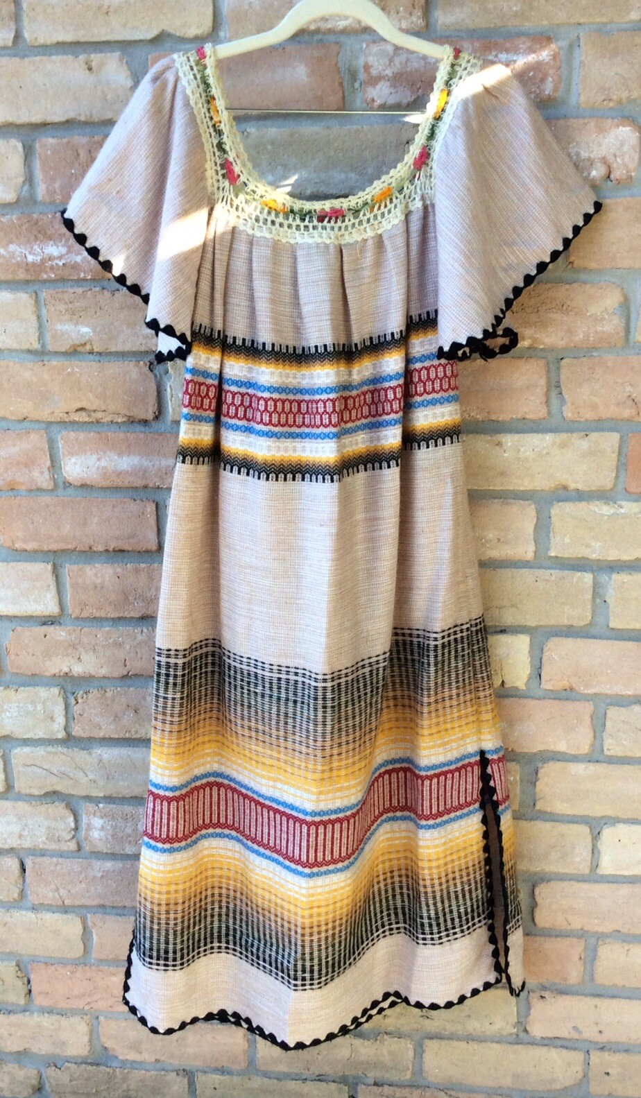 VTG Multicolor Embroidered Mexican Blanket Midi Dress Art 46&Prime;B 49&Prime;H 50&Prime;L FLAWS