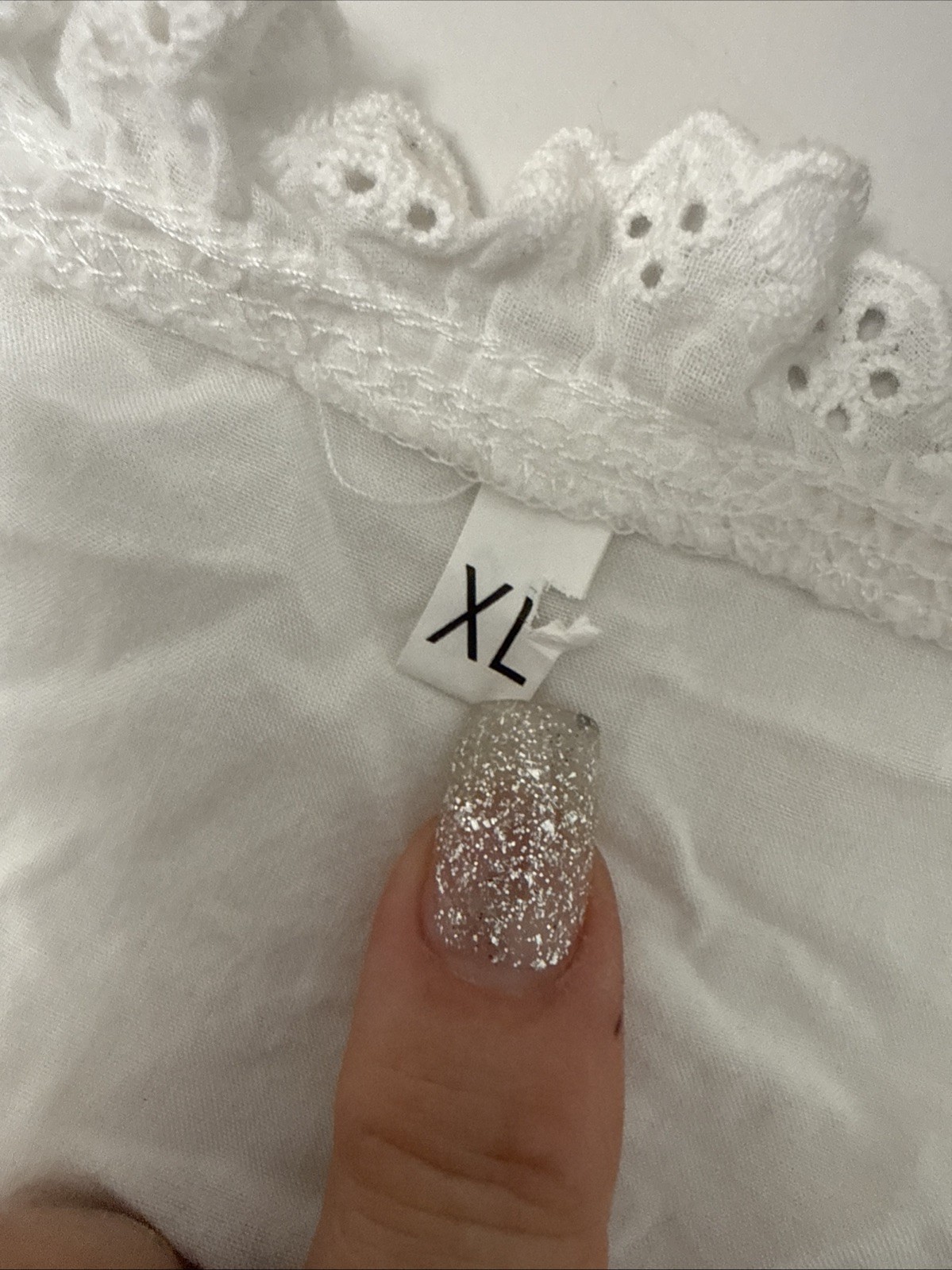 Vintage Eyelet White Ruffled Robe with Pink Ribbon Bell Cuffs Stunning Sz XL bt