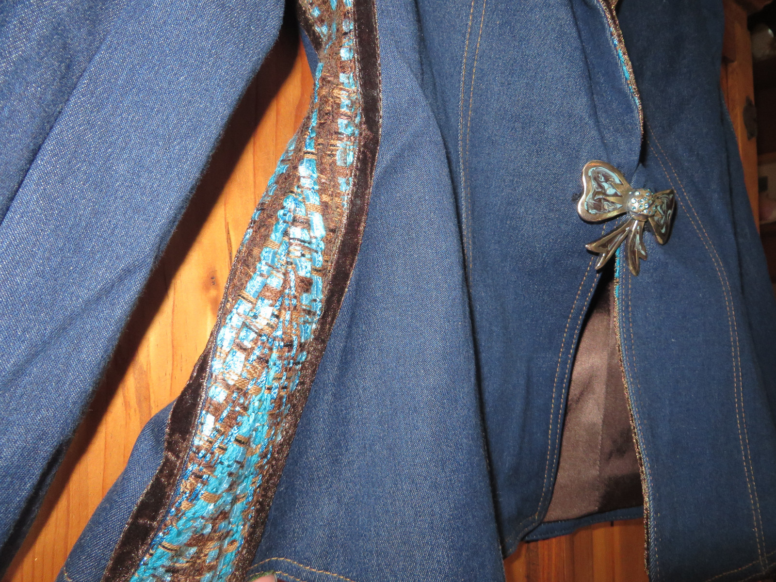 NWT Deker&rsquo;s Paris Couture Jean Jacket Gorgeous!!! size 40 EU