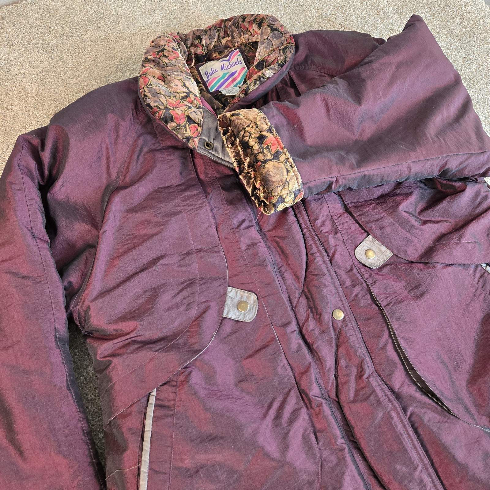 Julia Michaels Rare Vintage Womens Coat Plum Size L Vlevet Floral Poly Blend